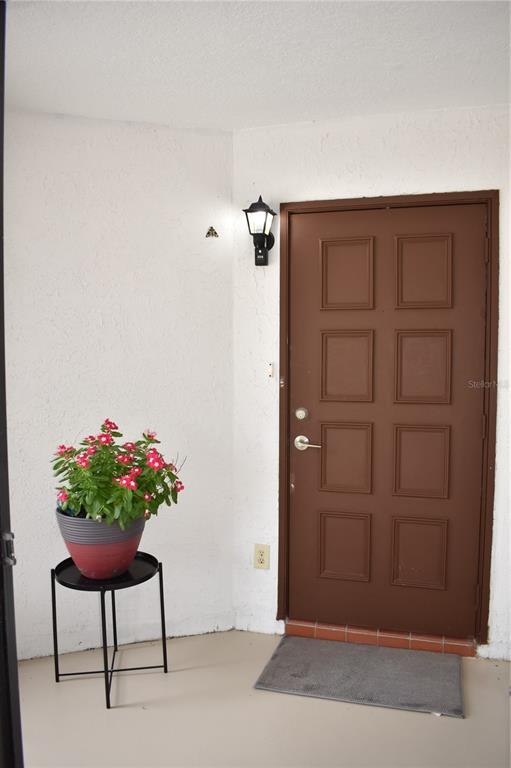 Building Photo - 1702 Aura Ct