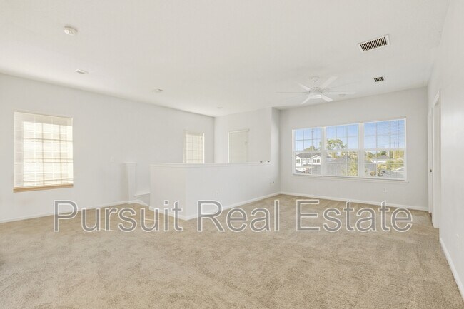Foto del edificio - 12301 Kernan Forest Blvd