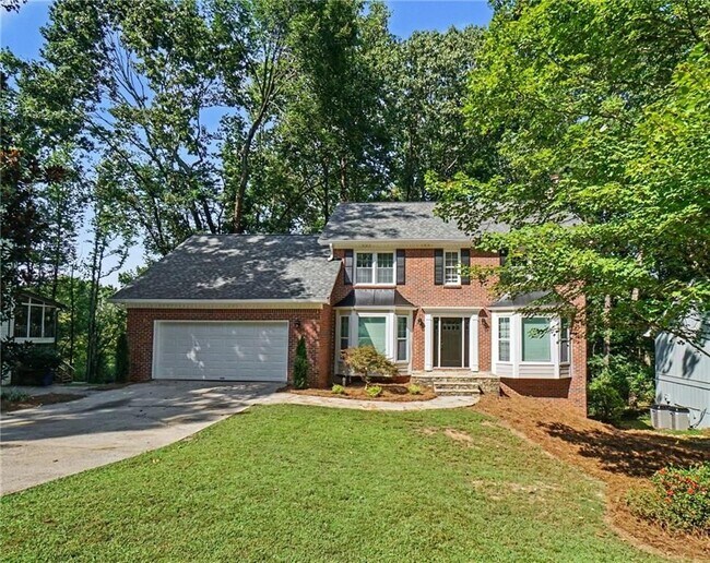 Building Photo - 8541 Birch Hollow Dr