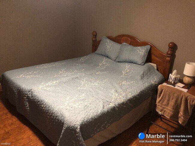 Foto del edificio - 2 br, 2 bath Townhome - 13656 Teague Ln Ap...