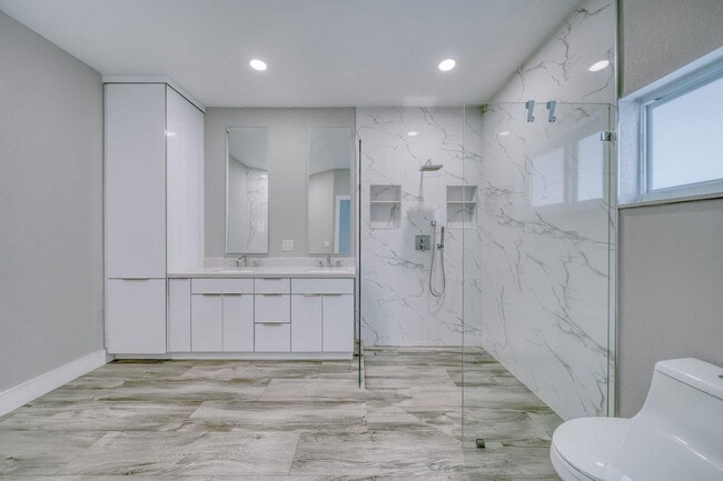 Building Photo - 14803 NW 87th Pl