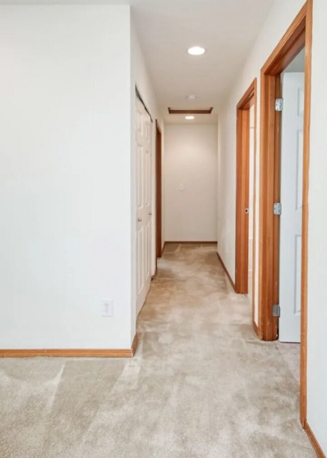 Foto del edificio - Spacious 3BD 2BA