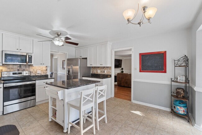 Foto del edificio - 531 Currituck Dr