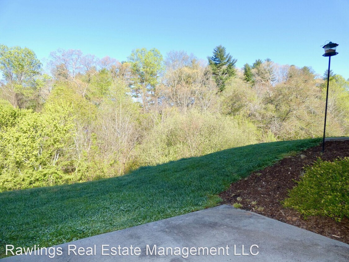 Building Photo - 3 br, 2.5 bath House - 16 Locole Drive