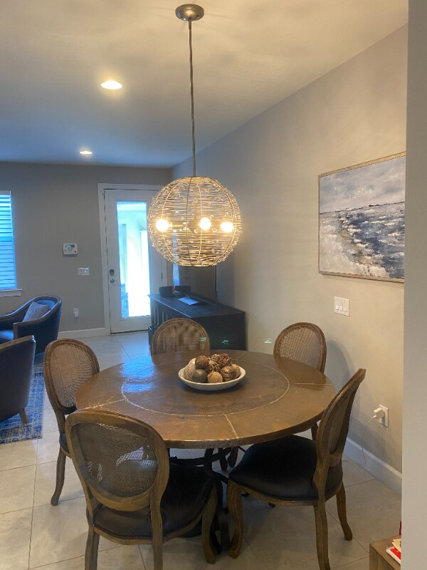 Foto del edificio - 11910 Seabrook Ave