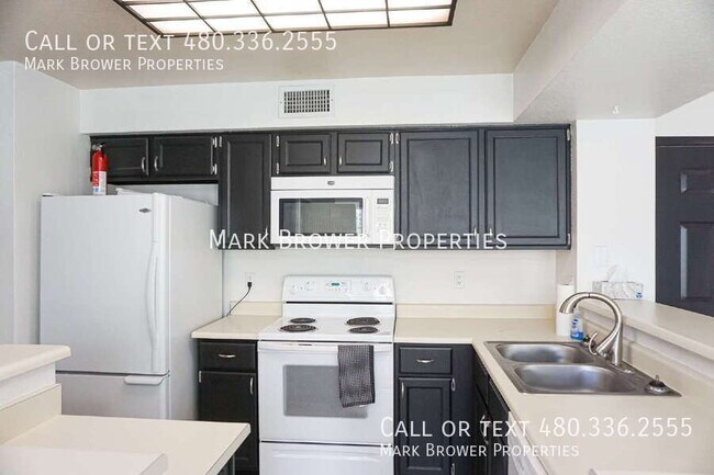 Foto del edificio - 2333 E Southern Ave