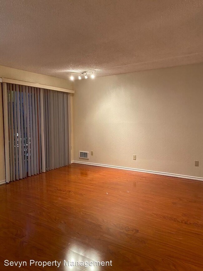 Building Photo - 2 br, 1.5 bath House - 1019 156th Ave NE B9