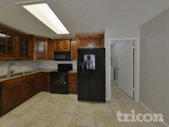 Foto del edificio - 6854 Eden Grove Dr