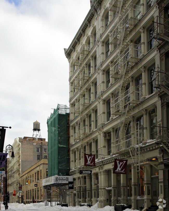 Building Photo - 118 Greene St
