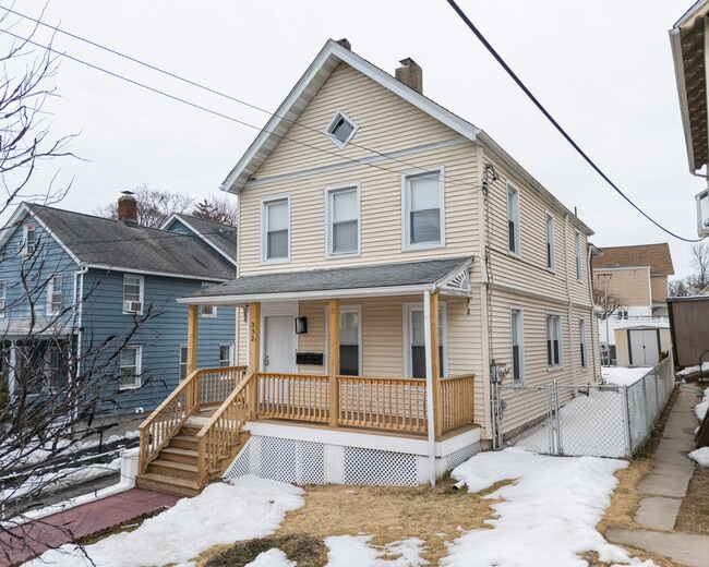 front - 332 Locust Ave