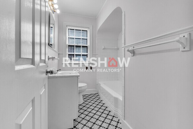 Foto del edificio - 3757 Faxon Ave