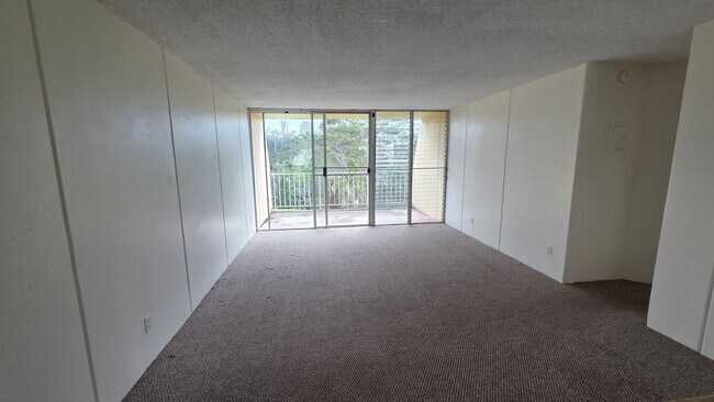 Foto del edificio - Ridgecrest ~ Spacious 2 Bedroom w/ 2 Reser...