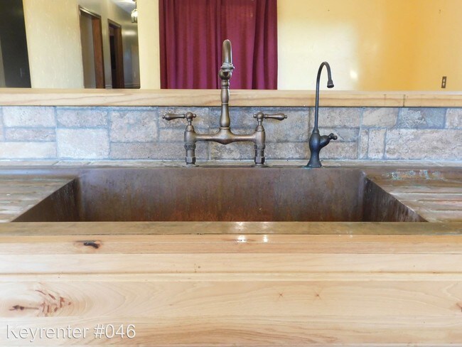 Building Photo - 3 br, 2 bath House - 1373 Middlebrook Road