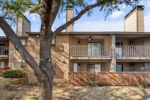 Building Photo - 15221 Berry Trail
