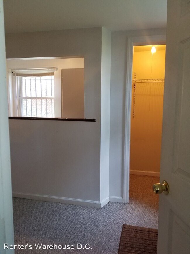 Foto del edificio - Studio, 1 bath House - 6416 2nd Pl NW Lowe...