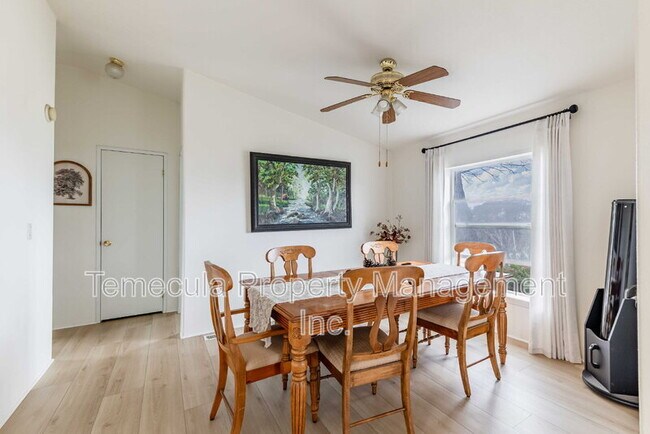 Foto del edificio - 52120 Elder Creek Rd