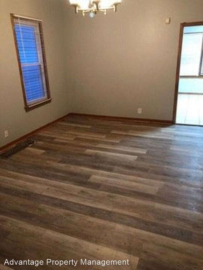 Building Photo - 3 br, 1 bath House - 2639 N 24th St