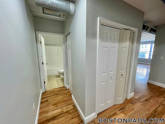 Building Photo - 26 Portland St