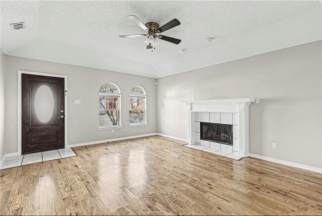 Foto del edificio - 6474B Cedar Bend Ct