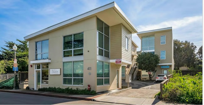 The Gem of Pacifica - The Gem of Pacifica Apartment