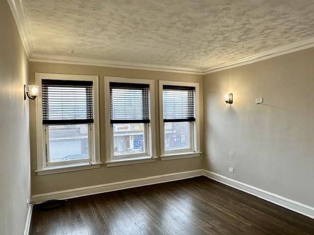 Foto del edificio - 8204 S Exchange Ave
