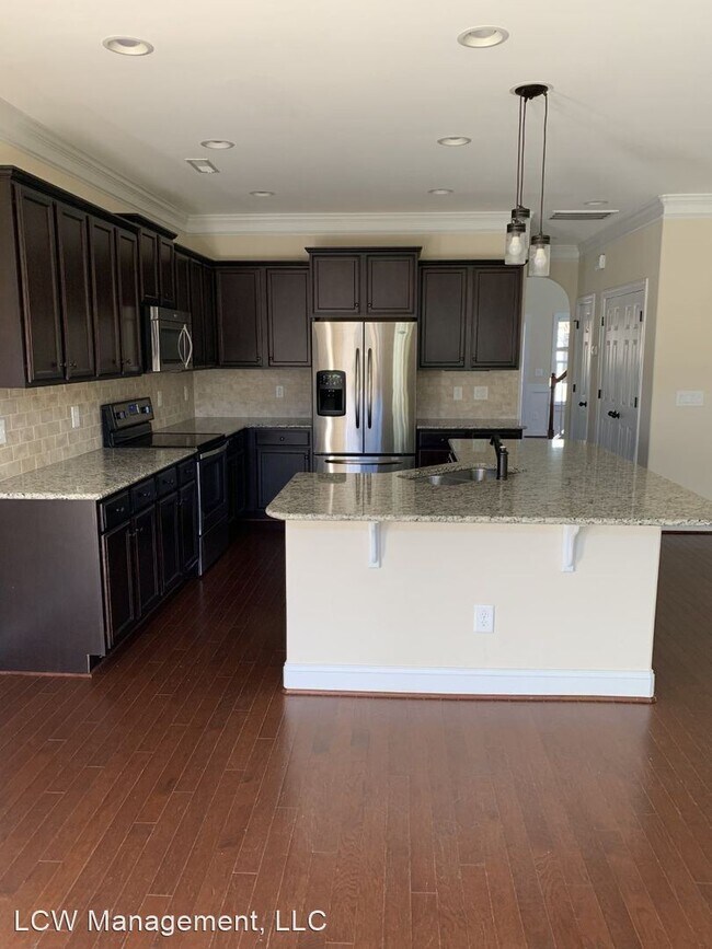 Building Photo - 2 br, 2.5 bath House - 1073 Richmond Park ...