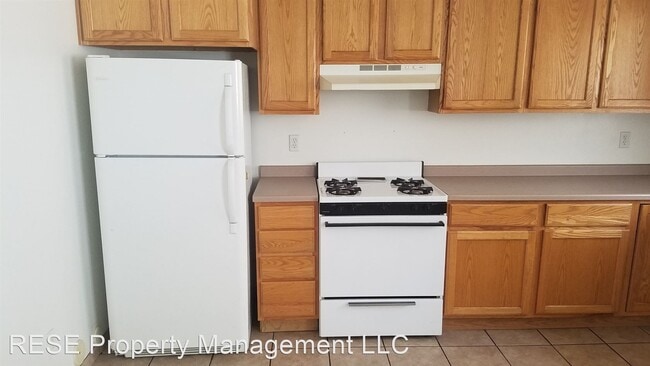 Building Photo - 2 br, 1 bath House - 144 N 100 W #1