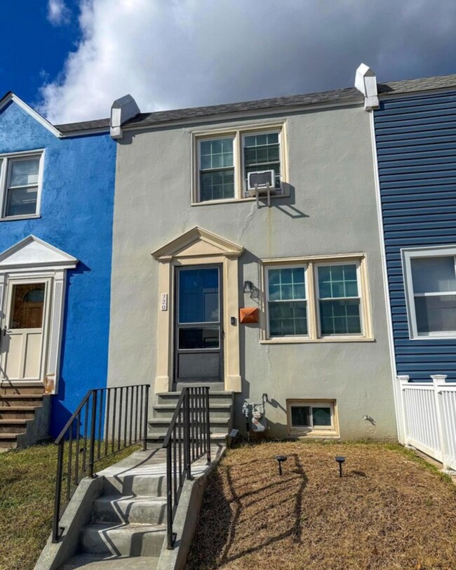 Foto del edificio - 720 Shaw Ave