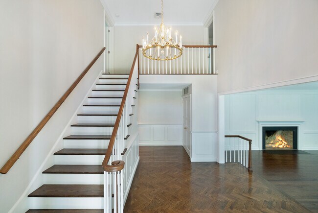 Building Photo - 61 Winding Ln