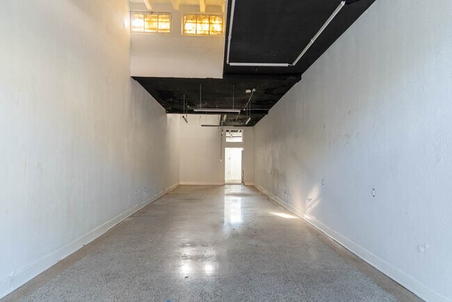 Foto del edificio - 2505 S Presa St