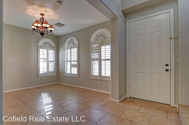 Foto del edificio - 3 br, 2.5 bath House - 2460 Brooklyn Bridg...