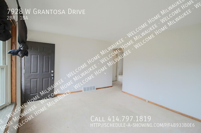 Building Photo - Welcome home to Long View's charming two-b...