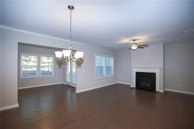 Building Photo - 648 Lansing Grove Way