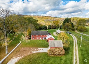 Building Photo - 1517 County Rd 83