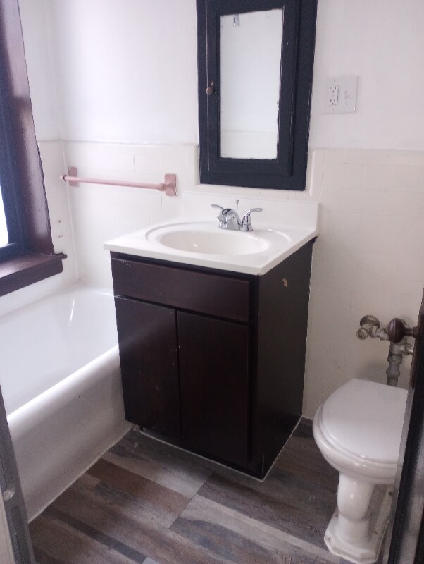 Foto del edificio - 8034 S Ellis Ave