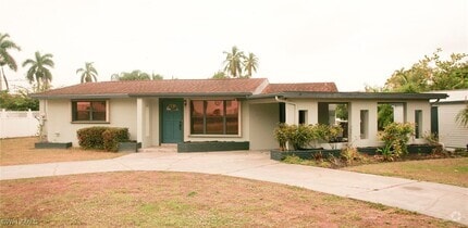 Building Photo - 289 Coral Dr