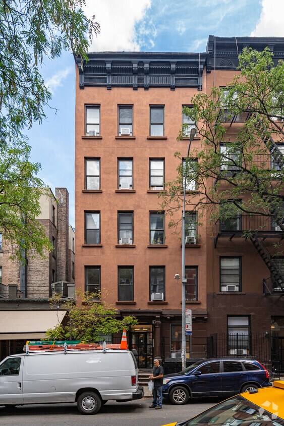 Primary Photo - 363 W 51st St