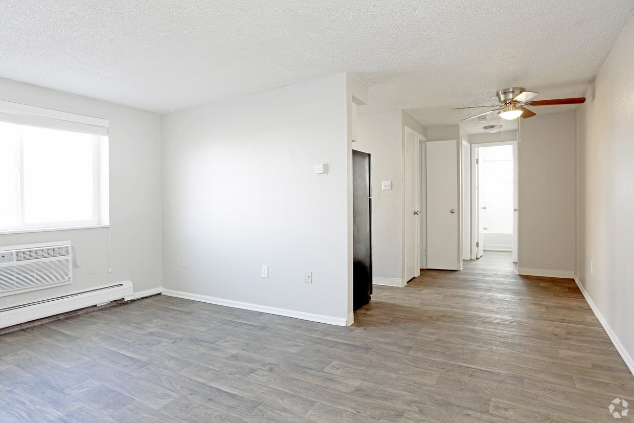 Estrella Apartments Denver, CO