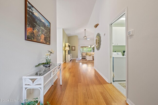 Foto del edificio - 7163 Egbert St