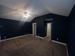 Building Photo - 7650 Springhill St