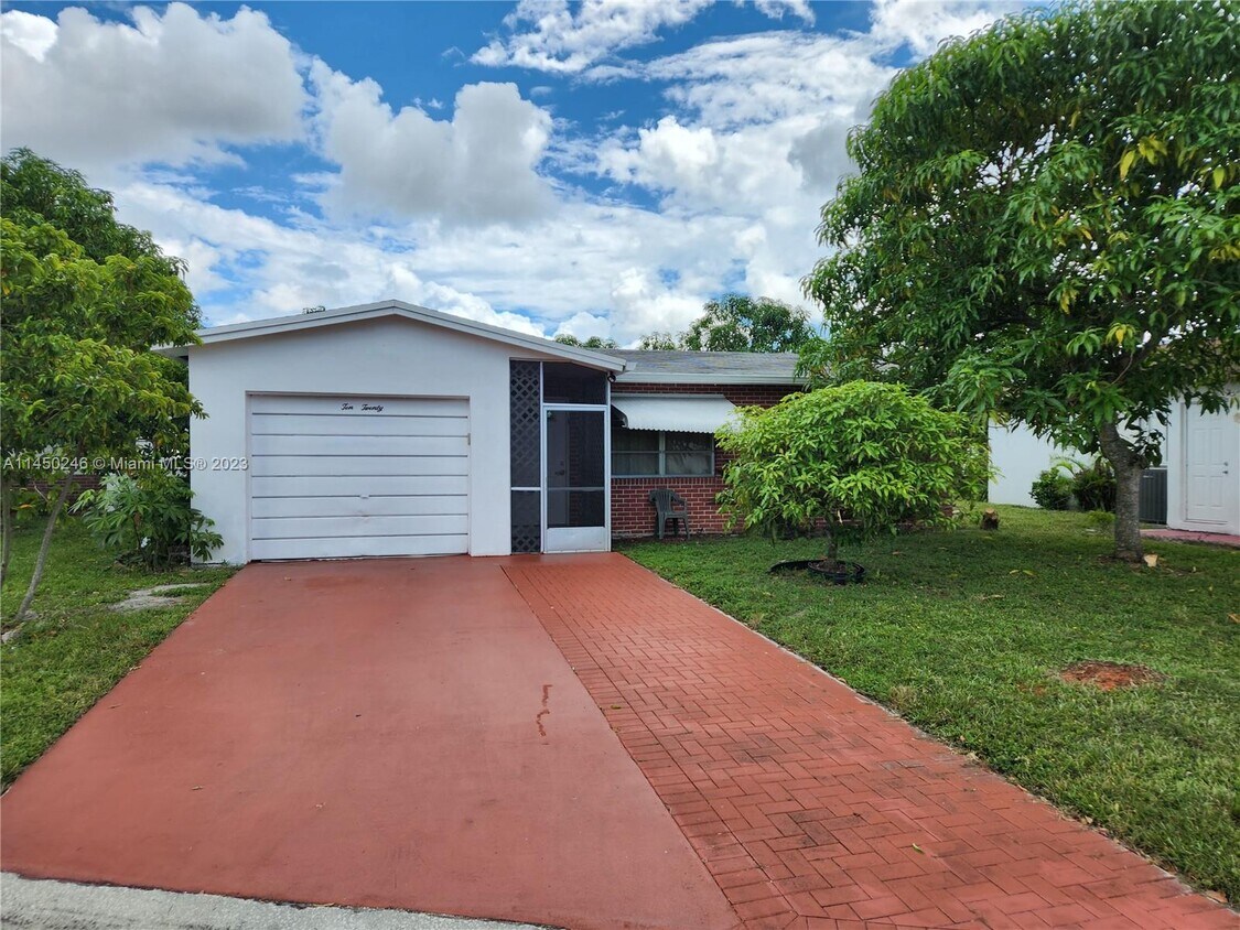 1020 NW 73rd Ave, Margate, FL 33063 House Rental in Margate, FL