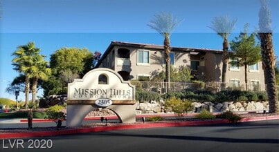 Building Photo - 2305 W Horizon Ridge Pkwy