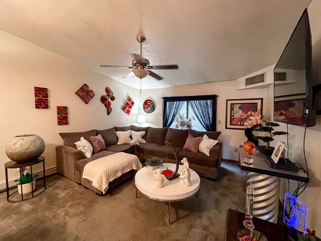 Foto del edificio - Niles Executive Apartments