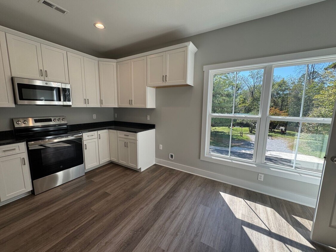 Foto del edificio - 74 Pelt Ln