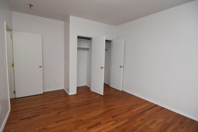 Foto del edificio - 975 Walton Ave