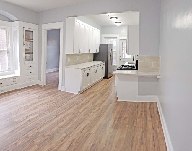 Building Photo - 1412 Ridgewood Ave