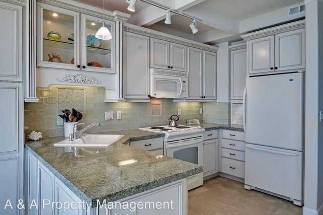 Building Photo - 2 br, 2 bath House - 230 Rio Del Mar #G