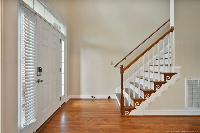 Building Photo - 2813 Franciscan Dr