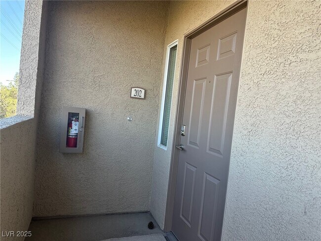 Foto del edificio - 3544 Desert Cliff St