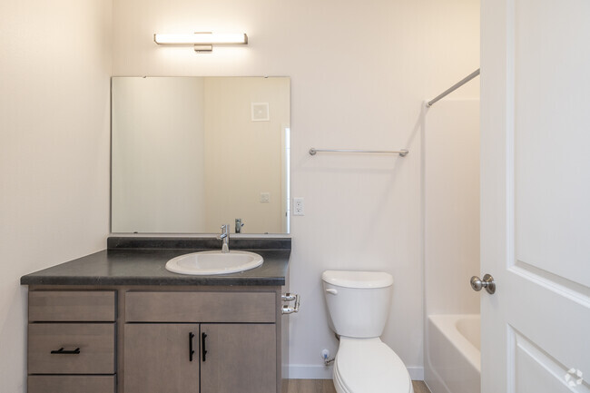 Studio - 560SF - Bathroom - The Standard on 32nd